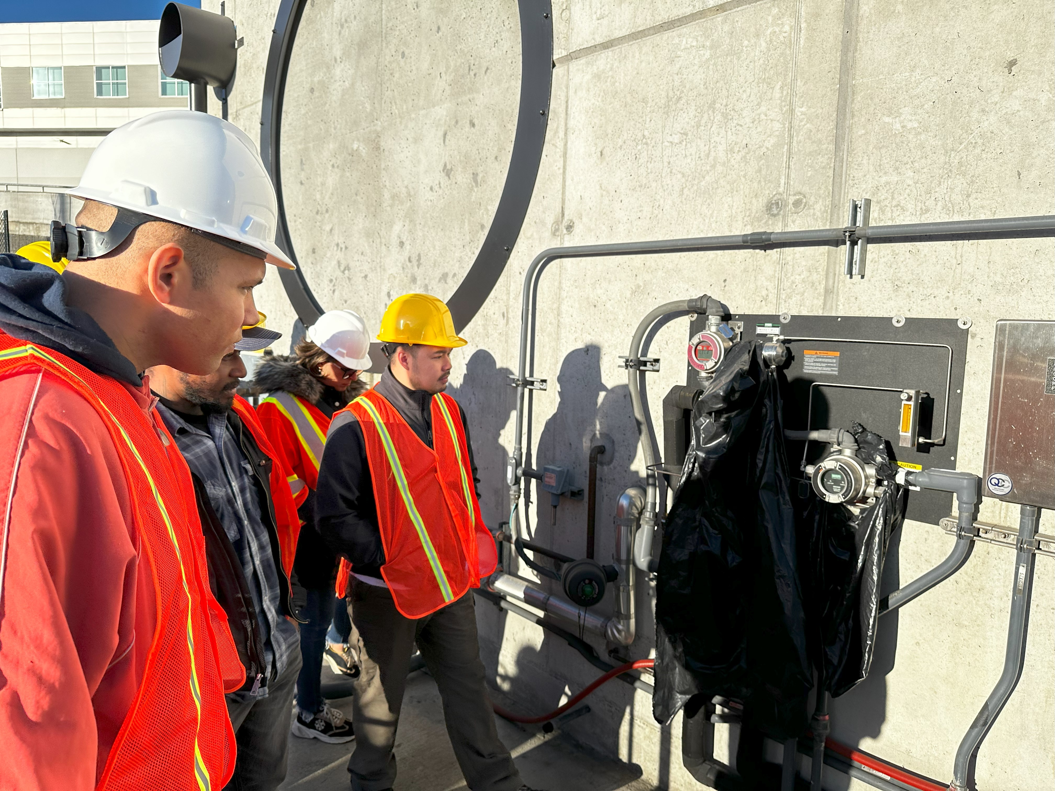 SBST students learn more about instrumentation and controls at the King County Georgetown Wet Weather Treatment Center. These field experiences are an essential part of understanding operations in high-performance and smart buildings.